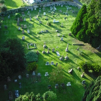 2016 09 14   view from tower down to churchyard west