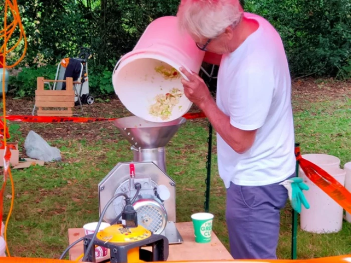 apple pressing day 2023 d96373142d634e2f8972fc5affa9174a