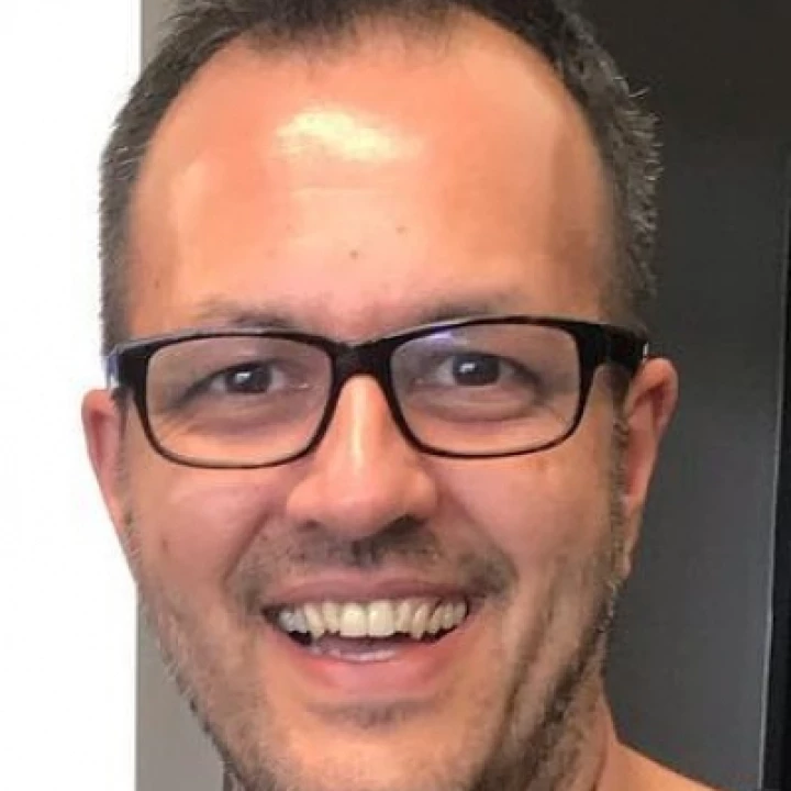 Lee