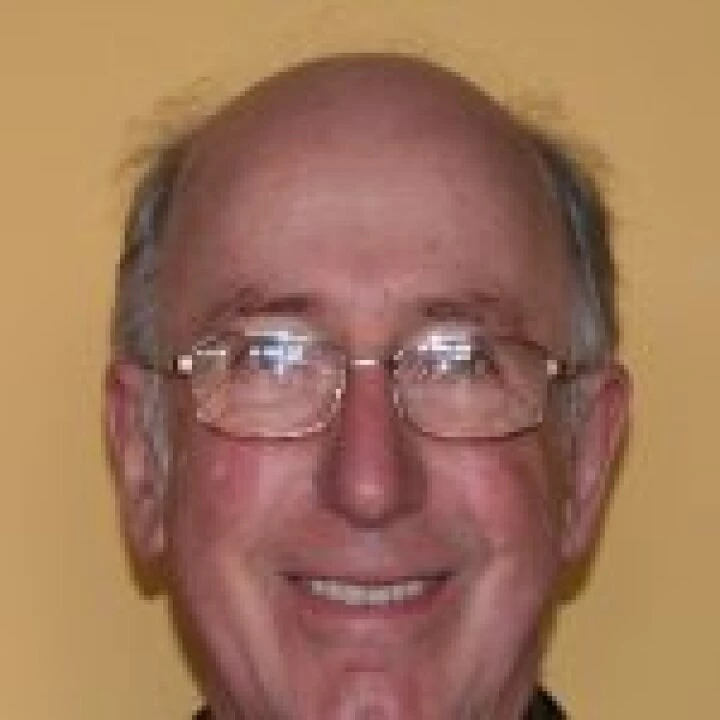TOM FIRTH