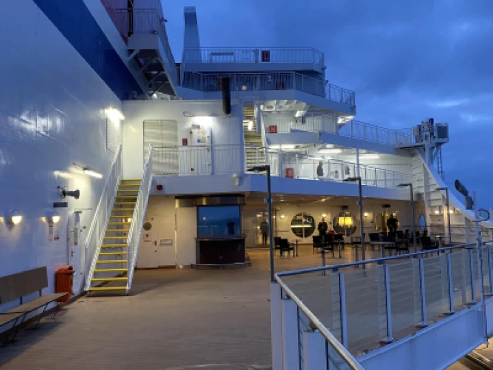 Lloyd – ferry image