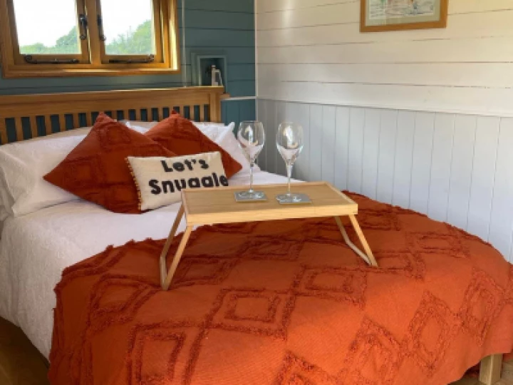 Peplow bed