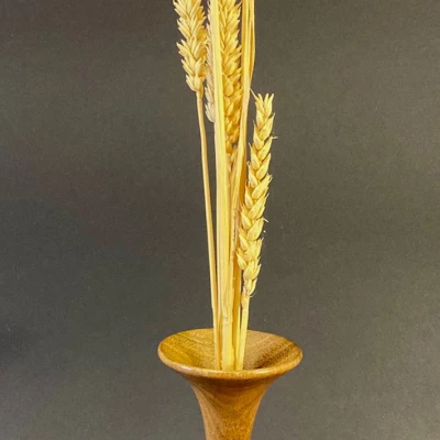 Mike W vase with wheat No 5