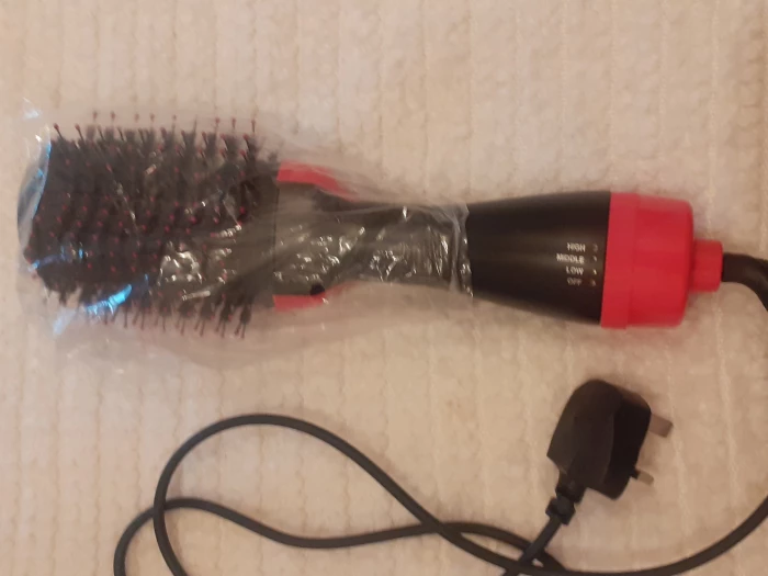 New unused hot brush – Items for sale -Published