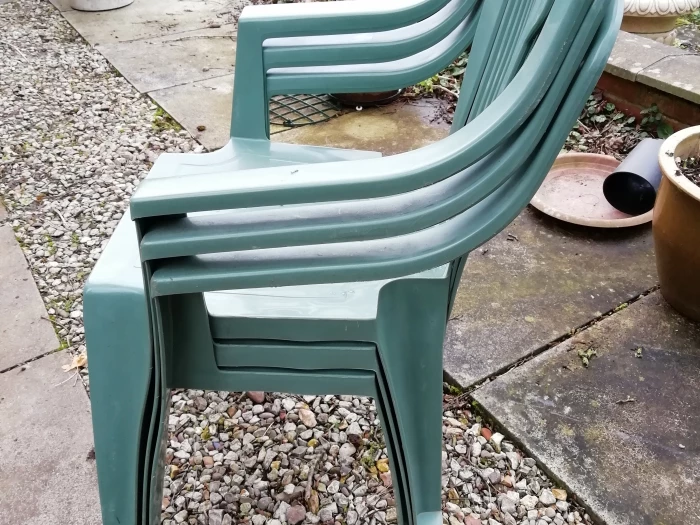 4 plastic garden chairs  – Items for sale -Published