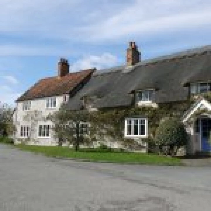 Cottage 01