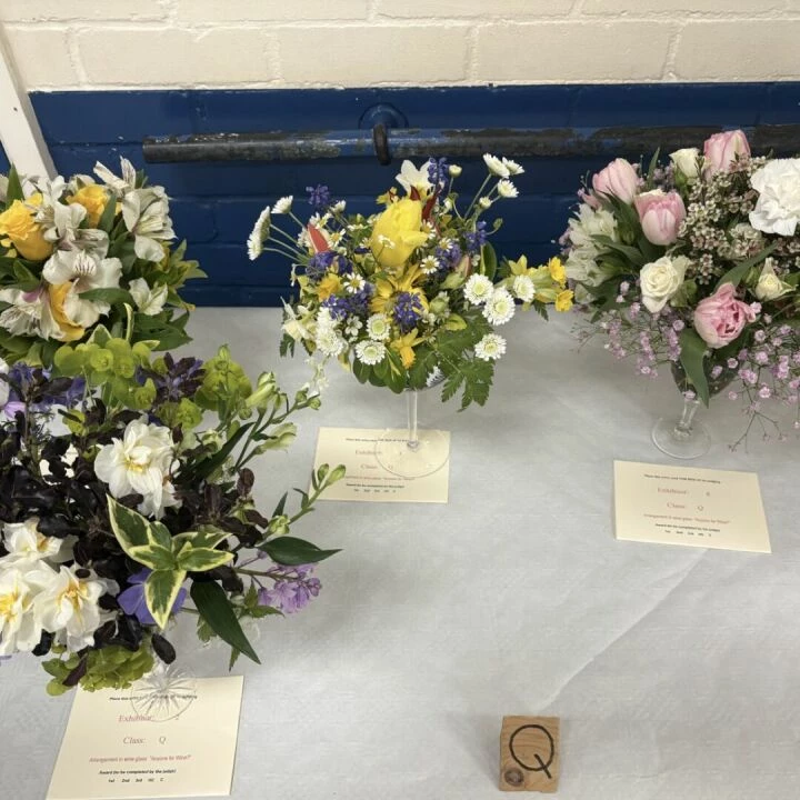 Spring Show Posies