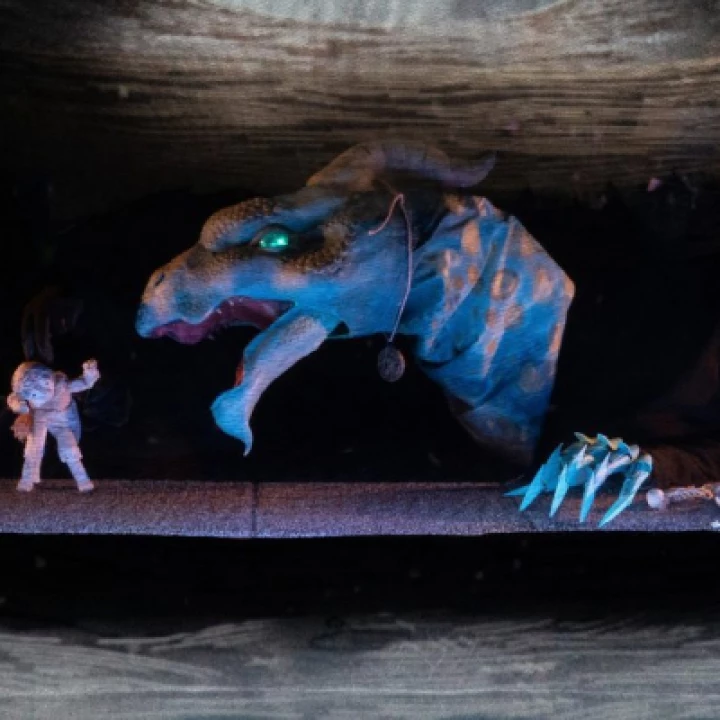 Dragon Puppet show