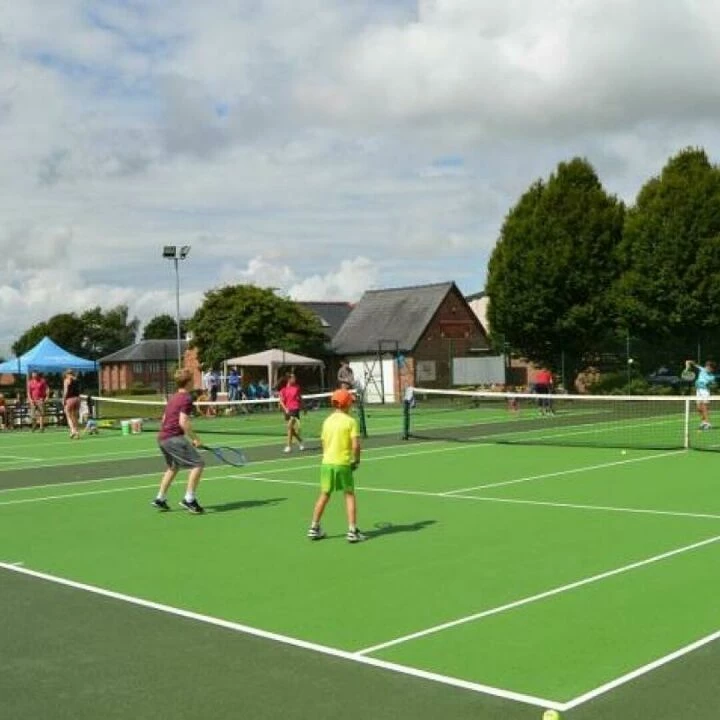 Tennis Club 01