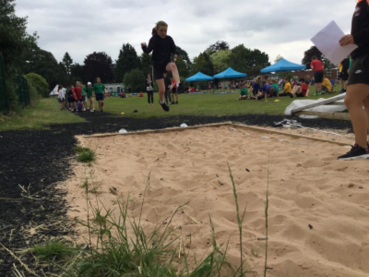 Long jump (8)