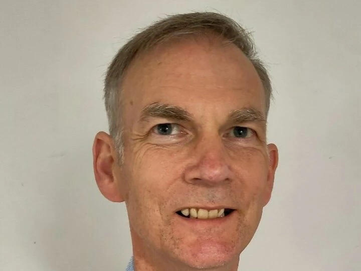 Rev Dr James Garnett