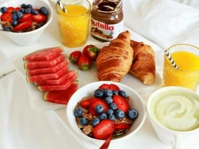 breakfast in bed