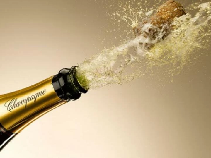 champagneandyrobertsgettyimages151814127630x417