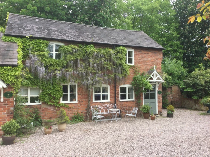 cherry tree cottage image1301