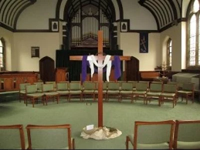 cross in stokesley methodist church
