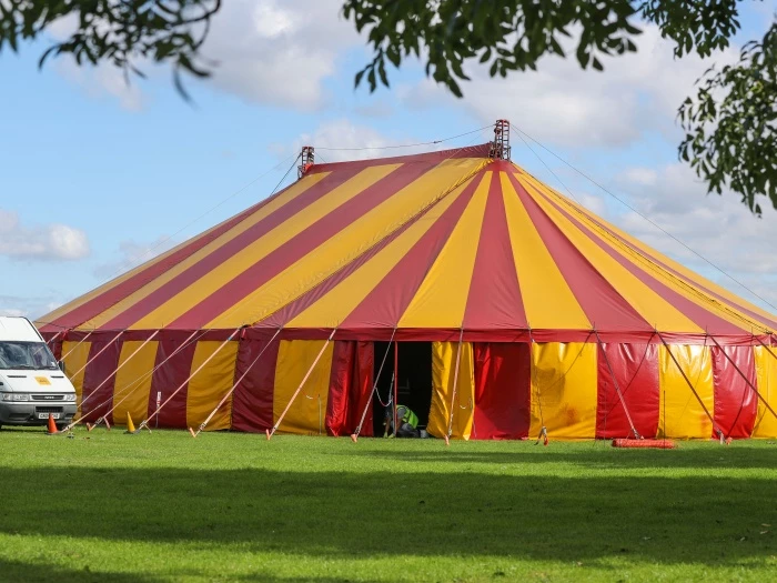 happy39s circus 2016