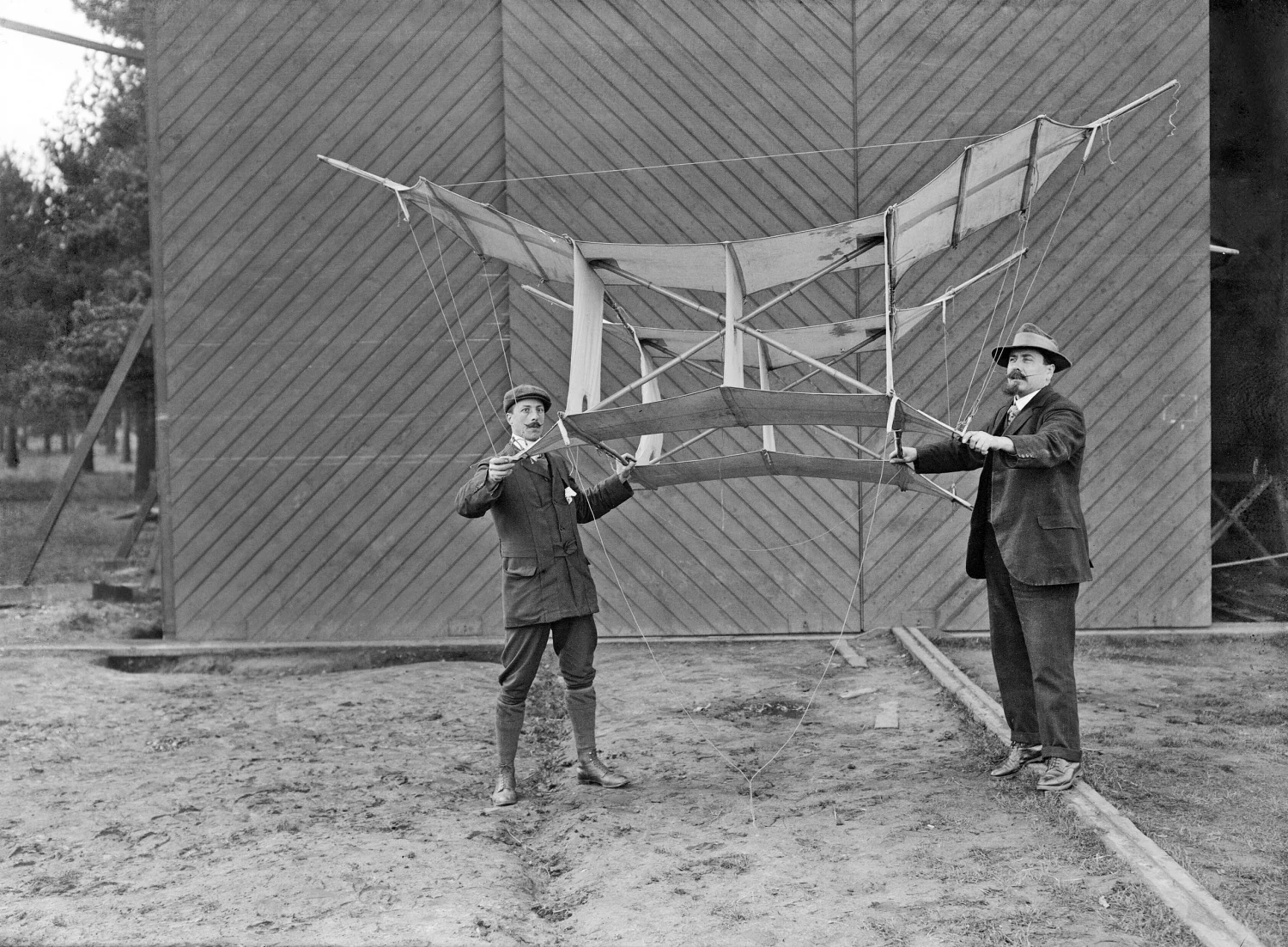 image 2560px aviationinbritainbeforethefirstworldwarrae o105 ed