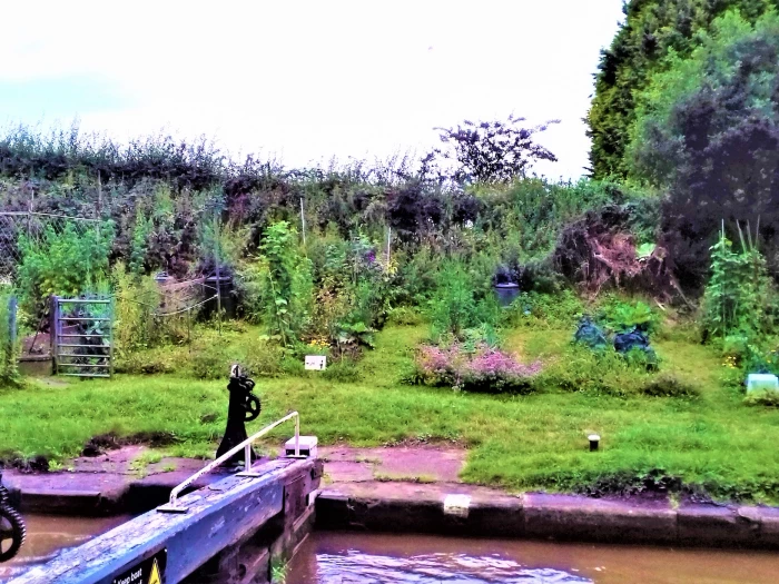 lock 5 gardens
