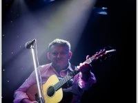 mark dennis