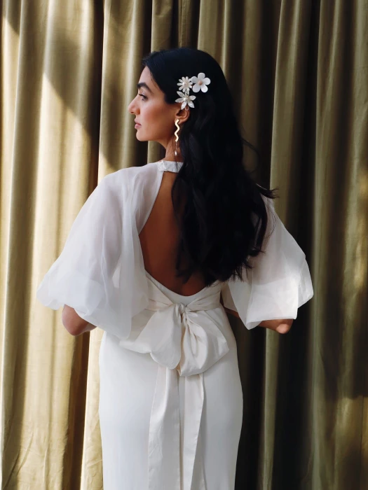 meadow comb set in white