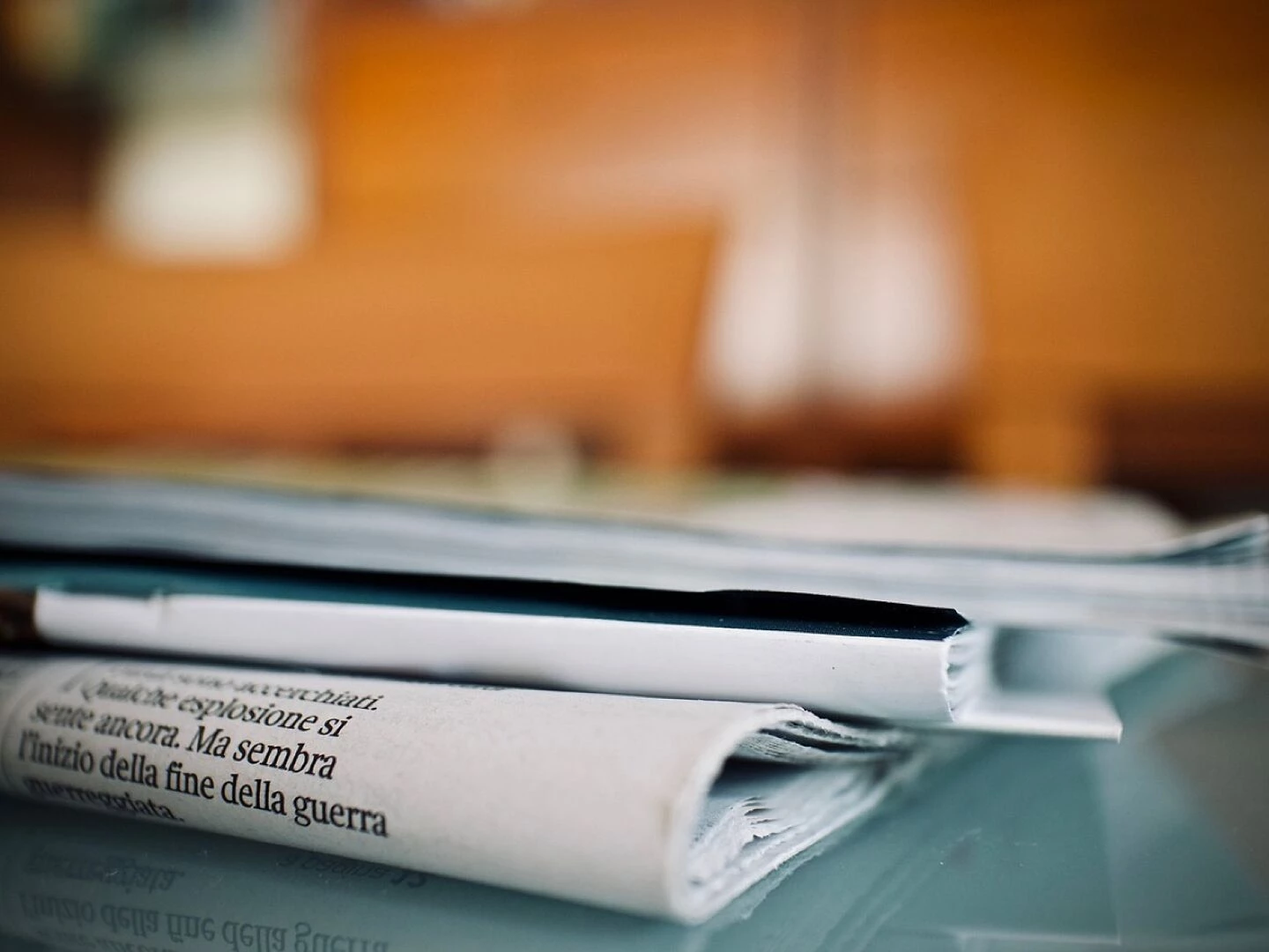 newspapers weekly reading information paper article politics text news article politics politics news news news news news