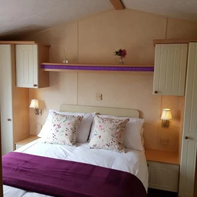 peckforton view master bedroom