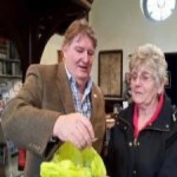 plantsaleraffle2015004