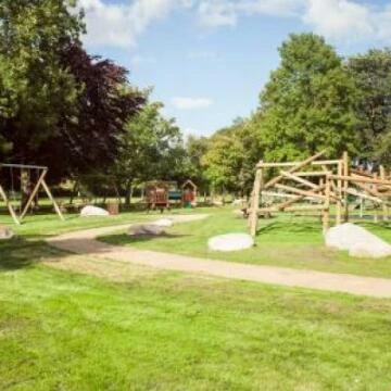 playgrounds262425