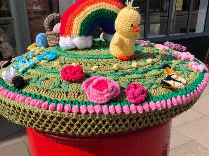 post box easter bonnet