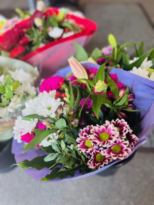 post office flowers image3238