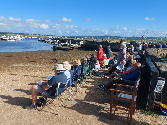 praise and worship service keyhaven