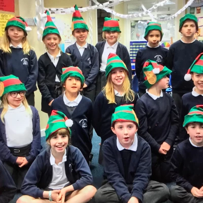 st james schoolchildren elf run 031221