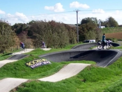 swingfield minnis track side view