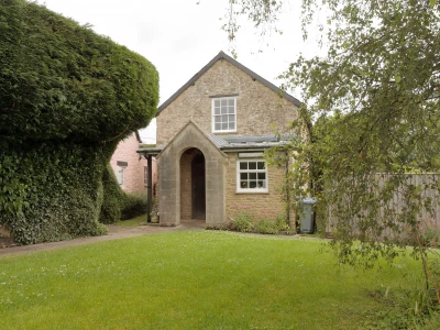 tackley exterior
