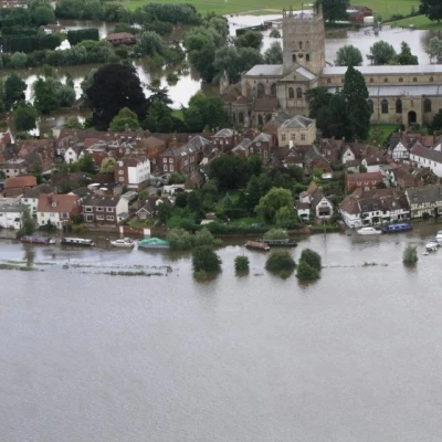 tewkesbury abbey floods jpg