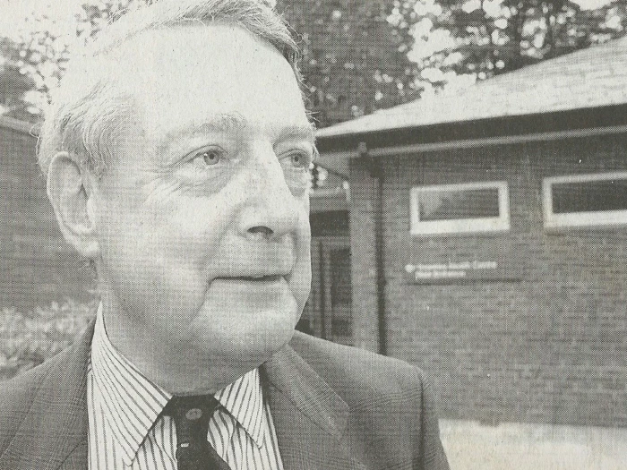 thr dr campbell retires photoscan