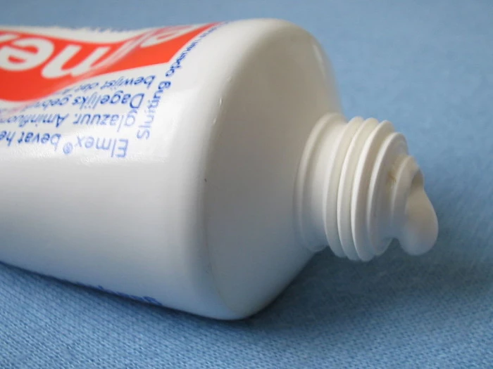 tooth past tube