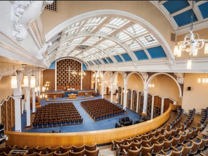victoria hall seating before