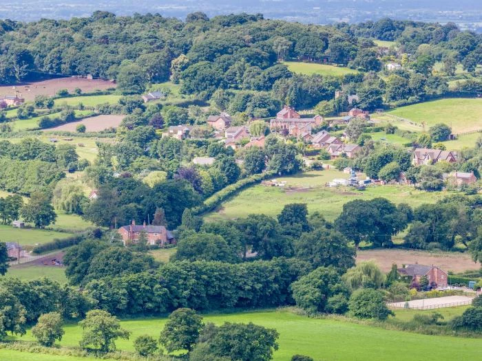 view from sandstone trail on bickerton hill14