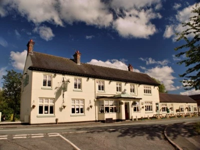 white lion hankelow