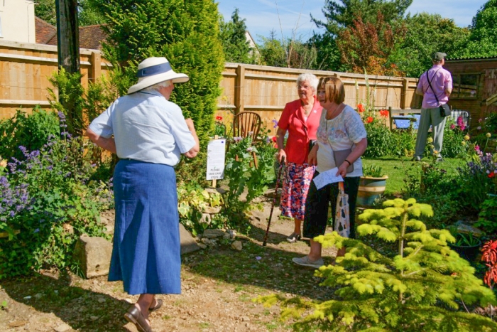 Haddenham.net - HADAC Open Gardens 2013